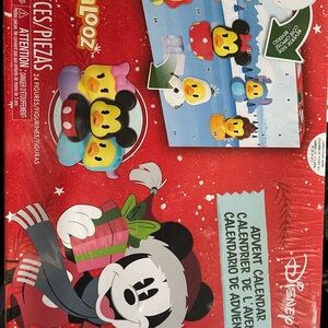 Disney Mini Duckalooz Advent Calendar with 24 Rubber Ducks
